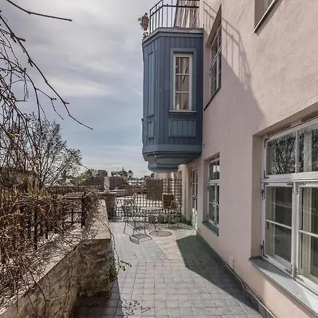 Residences Old Town 아파트 탈린